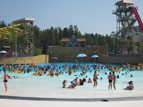 人工造浪設備,帶你體驗海邊沖浪的快感 水上樂園投資預算