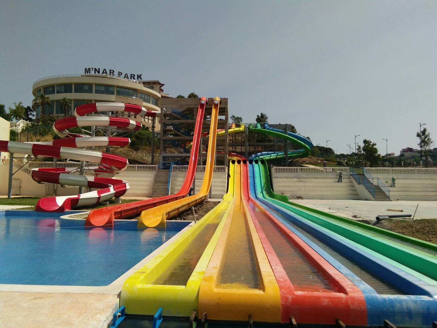 摩洛哥丹吉爾M'nar水上樂園 人工造浪設備的成功應用與設備廠家的專業合作